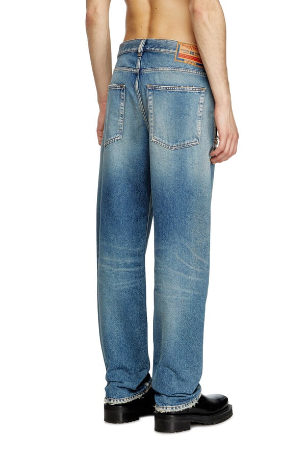 Diesel regular jeans 2010 d-macs 09l43 En línea