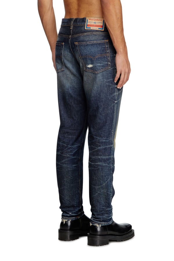 Diesel regular jeans 2023 d-finitive 09l22 Solo hoy