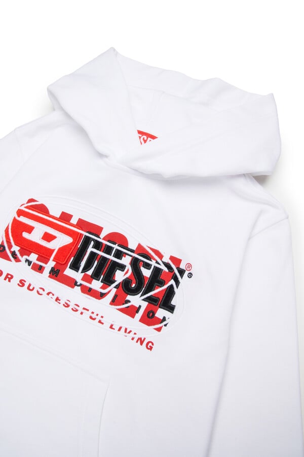 Diesel sbaxthood over Tienda