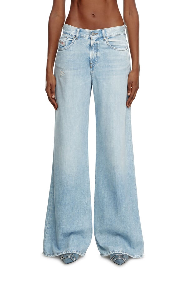 Diesel flare jeans 1978 d-akemi 068mq Los más vendidos