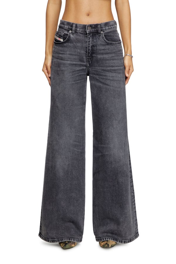 Diesel flare jeans 1978 d-akemi 0clbg Mejor oferta