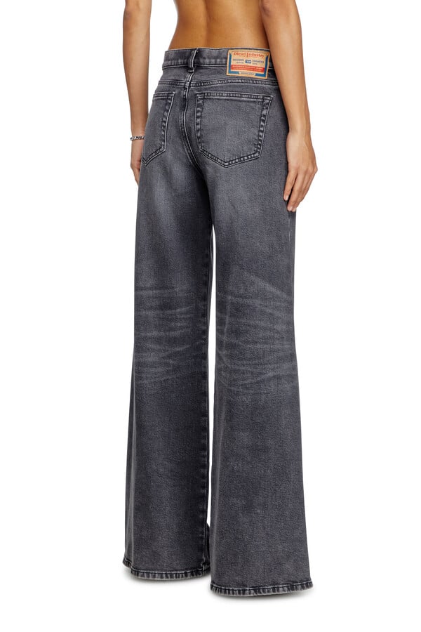 Diesel flare jeans 1978 d-akemi 0clbg Mejor oferta