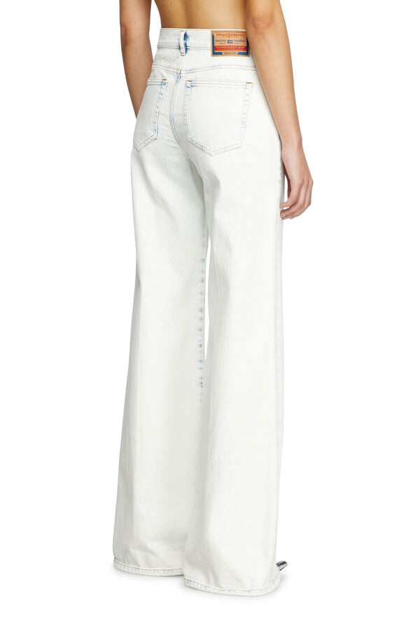 Diesel flare jeans 1978 d-akemi 09l33 Envío gratis