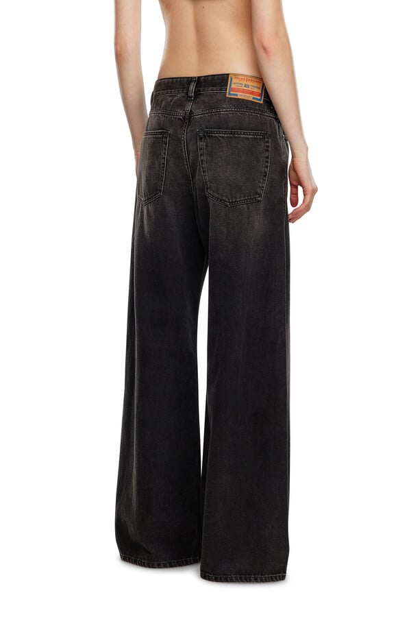 Diesel relaxed jeans 1996 d-sire 09j96 Solo hoy