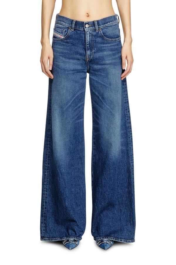 Diesel flare jeans 1978 d-akemi 09l21 Tienda de fábrica