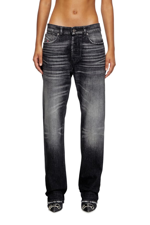 Diesel regular jeans 1988 d-ark 09l50 Última moda
