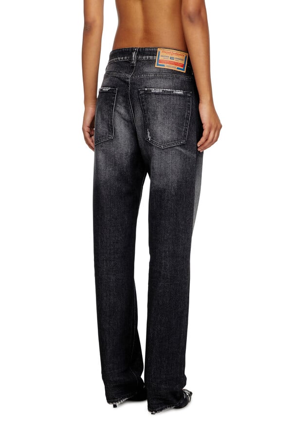 Diesel regular jeans 1988 d-ark 09l50 Última moda