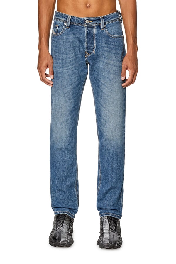 Diesel tapered jeans 1986 larkee-beex 09f88 Liquidación