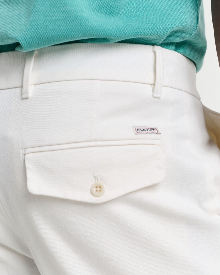 Gant Pantalones Slim Fit de sarga de algodón ajustados en el bajo Superdescuento