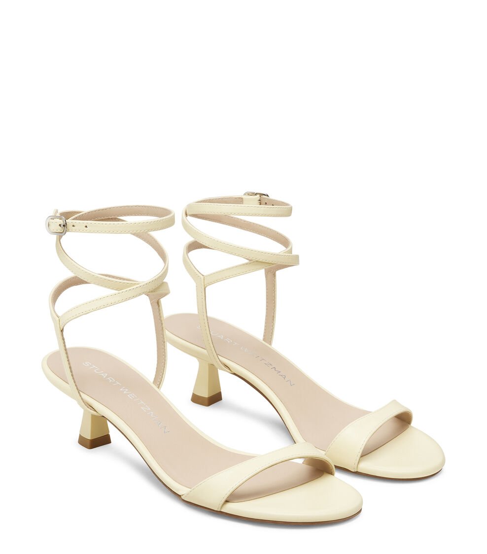 Stuart Weitzman NUDIST WRAP 50 en LEMON CHIFFON de Mujer | Stuart Weitzman® Envío gratis