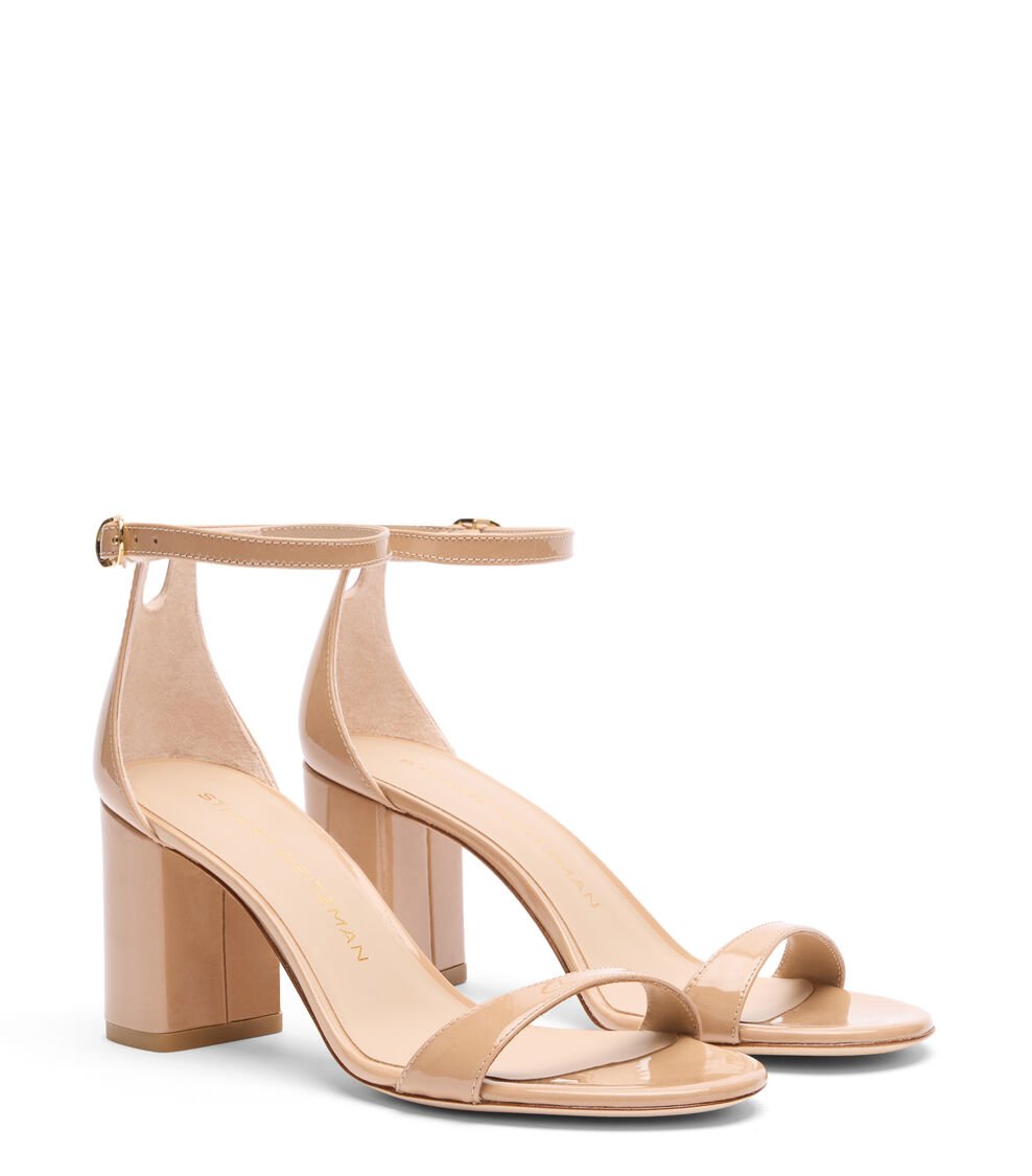 Stuart Weitzman NUDIST II 75 BLOCK SANDAL en ADOBE de Mujer | Stuart Weitzman® En línea
