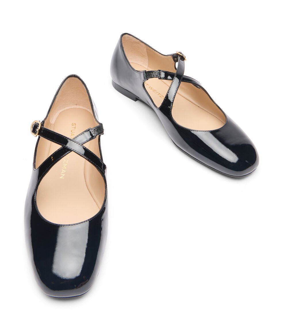 Stuart Weitzman CLEM FLAT en NEGRO de Mujer | Stuart Weitzman® ÚLTIMAS EDICIONES