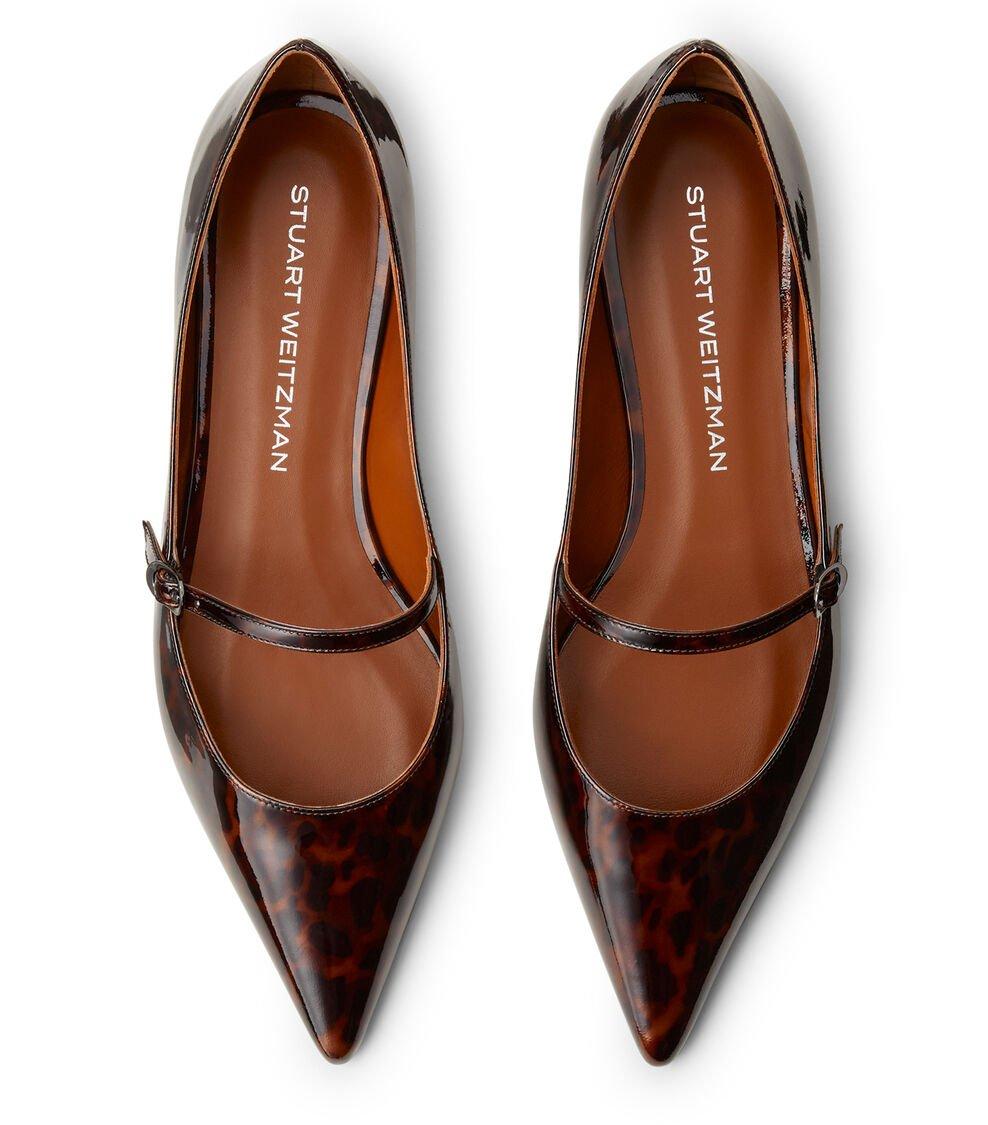 Stuart Weitzman EMILIA MARY JANE FLAT en MARRÓN OSCURO de Mujer | Stuart Weitzman® Últimos 2 días