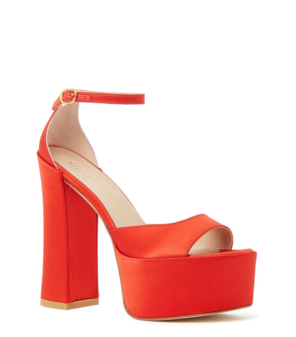 Stuart Weitzman SKYHIGH 145 PLATFORM SANDAL en ROJO CARMÍN de Mujer | Stuart Weitzman® Últimos 2 días