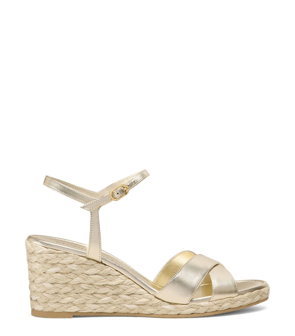 Stuart Weitzman DAYNA ESPADRILLE WEDGE en LIGHT GOLD/NATURAL de Mujer | Stuart Weitzman® Rebajas