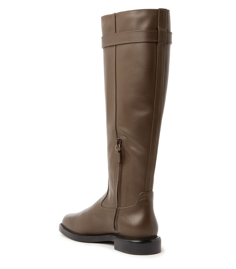 Stuart Weitzman SW BUCKLE BOOT en NUEZ de Mujer | Stuart Weitzman® Rebajas de fábrica