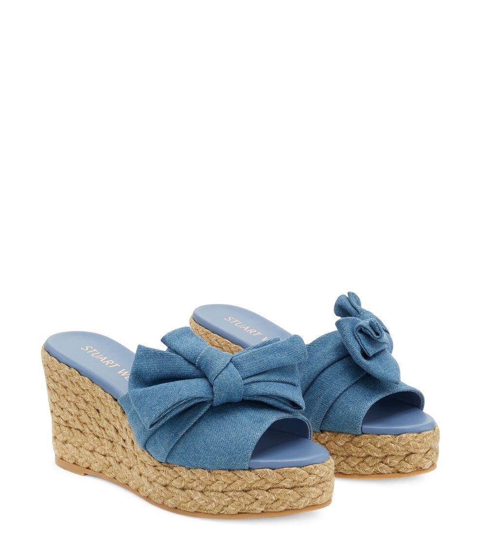 Stuart Weitzman LOVEKNOT ESPADRILLE WEDGE SLIDE en LIGHT de Mujer | Stuart Weitzman® Solo hoy