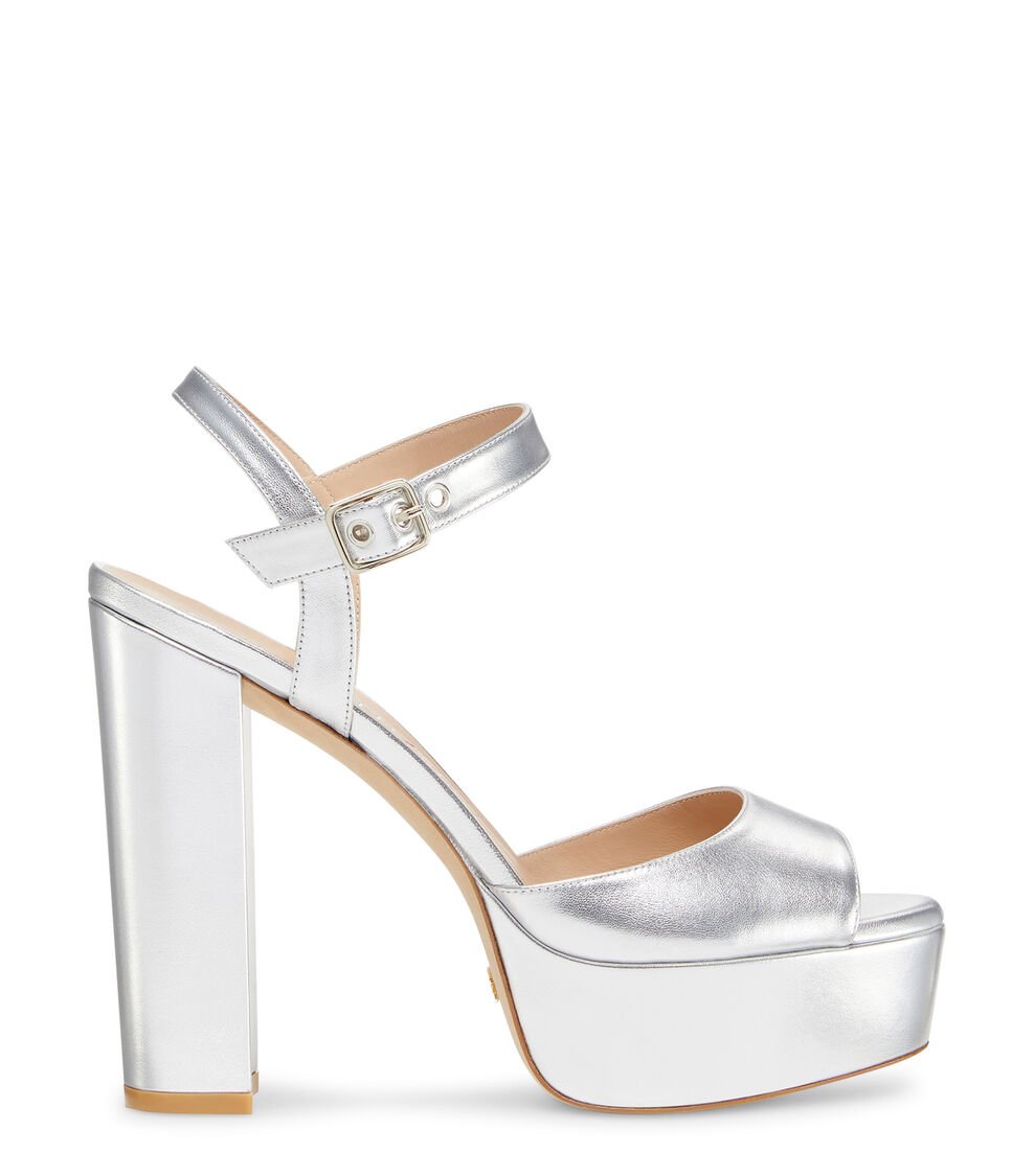 Stuart Weitzman RYDER 95 PLATFORM SANDAL en PLATA de Mujer | Stuart Weitzman® Promoción trimestral