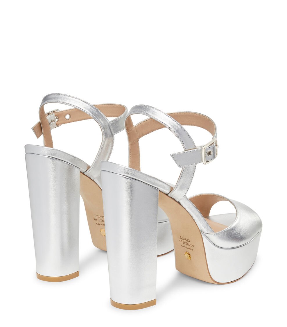 Stuart Weitzman RYDER 95 PLATFORM SANDAL en PLATA de Mujer | Stuart Weitzman® Promoción trimestral