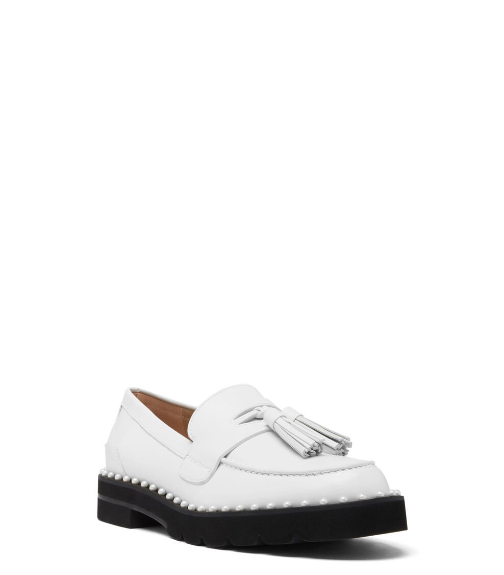 Stuart Weitzman MILA LIFT PEARL LOAFER en BLANCO de Mujer | Stuart Weitzman® Oferta exclusiva