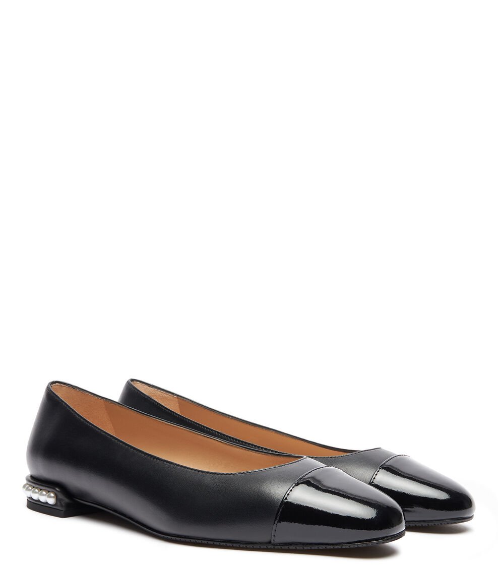 Stuart Weitzman PEARL FLAT en NEGRO de Mujer | Stuart Weitzman® Promoción trimestral