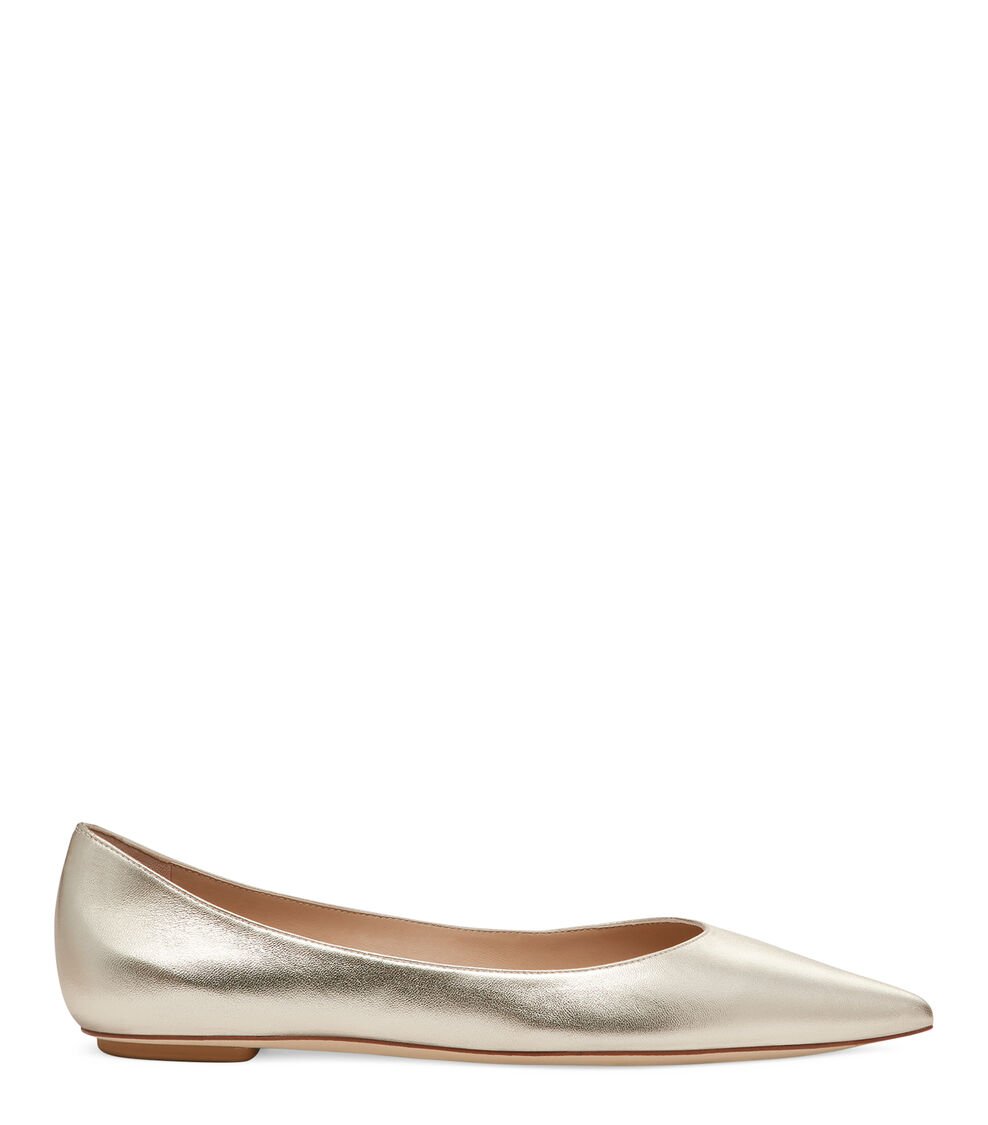 Stuart Weitzman EMILIA FLAT en OROCLARO de Mujer | Stuart Weitzman® Último día
