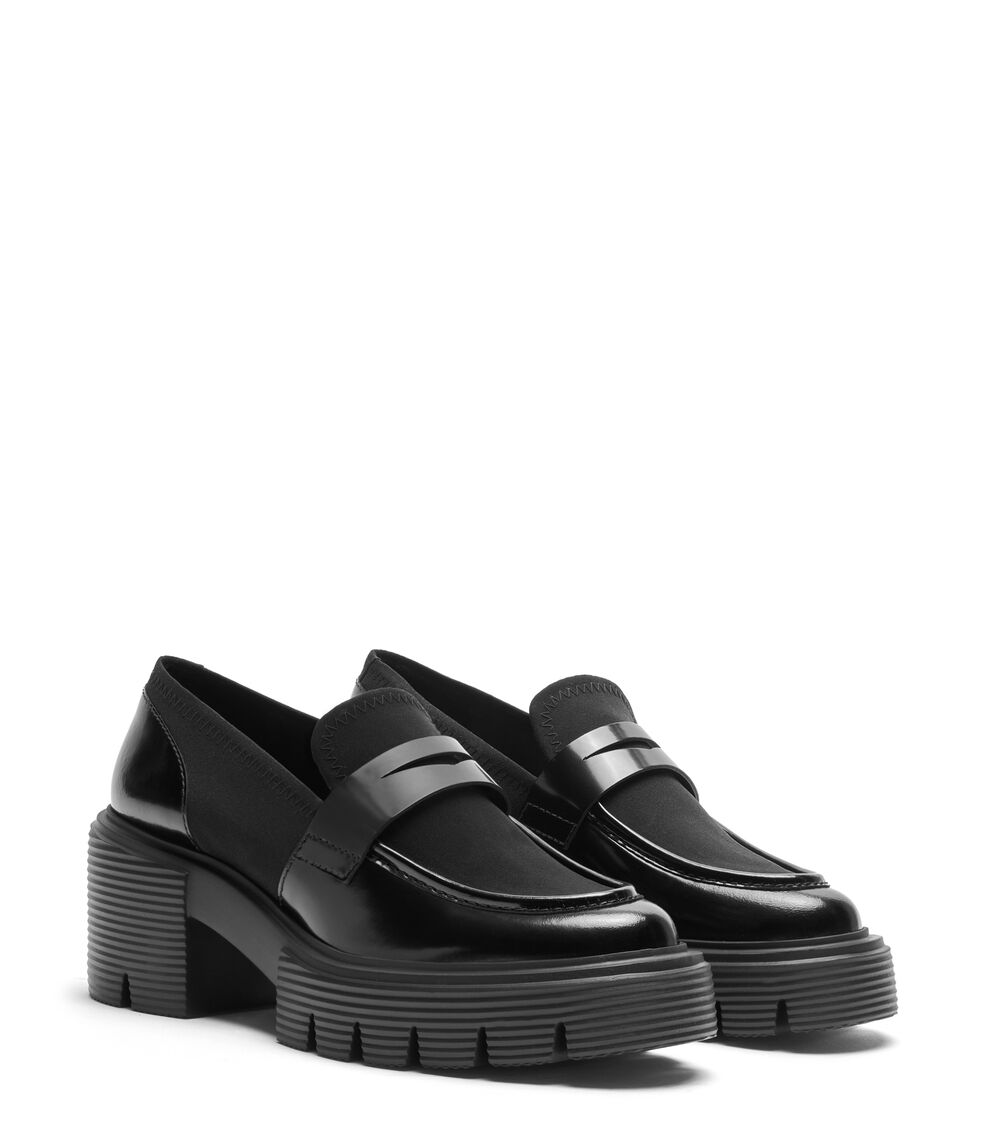 Stuart Weitzman 5050 SOHO LOAFER en NEGRO de Mujer | Stuart Weitzman® Oferta especial de fábrica