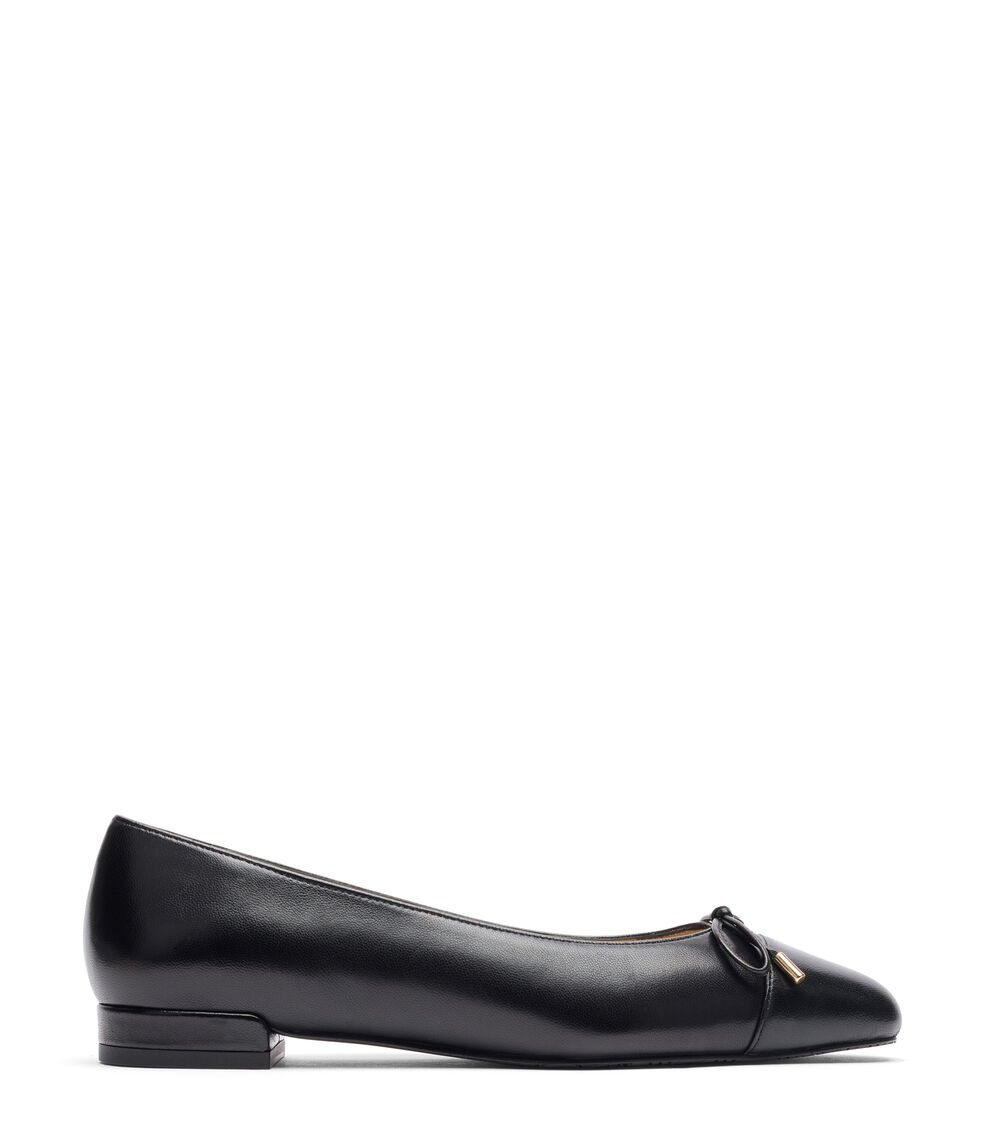 Stuart Weitzman SLEEK BOW FLAT en NEGRO de Mujer | Stuart Weitzman® Rebajas de fin de temporada