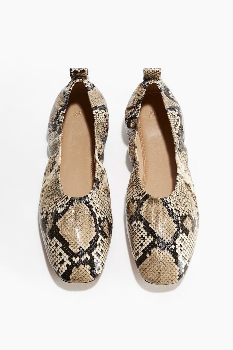H&M Bailarinas - Beige/Diseño piel de serpiente - MUJER En oferta