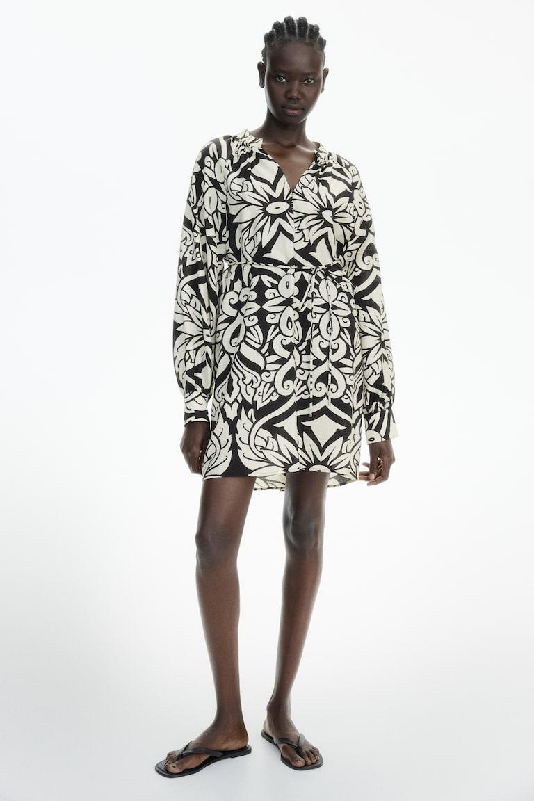 H&M Vestido túnica con cinturón de anudar - Blanco/Estampado paisley - MUJER Mejor oferta