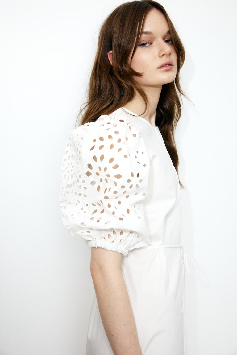 H&M Vestido con mangas en bordado inglés - Blanco - MUJER COMPRAR AHORA