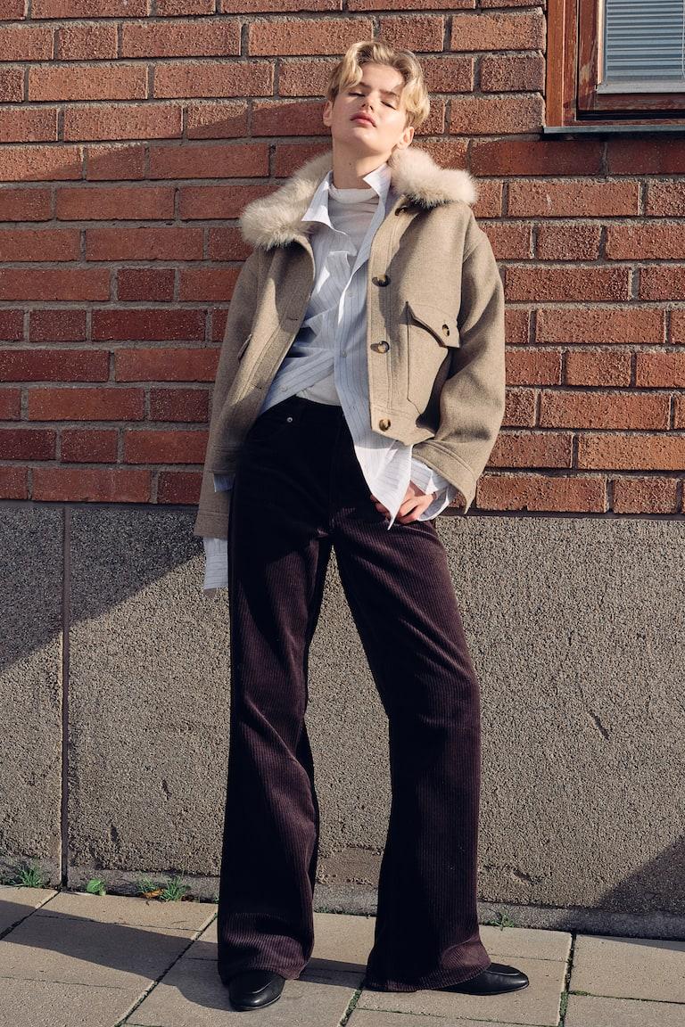 H&M Cazadora de sarga con cuello efecto pelo - Beige claro - MUJER Envío internacional gratuito