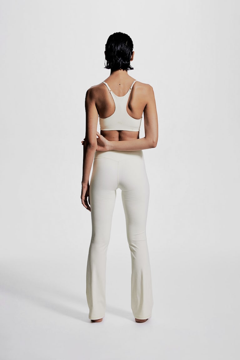 H&M Leggings de deporte acampanados con SoftMove™ - Blanco - MUJER Liquidación