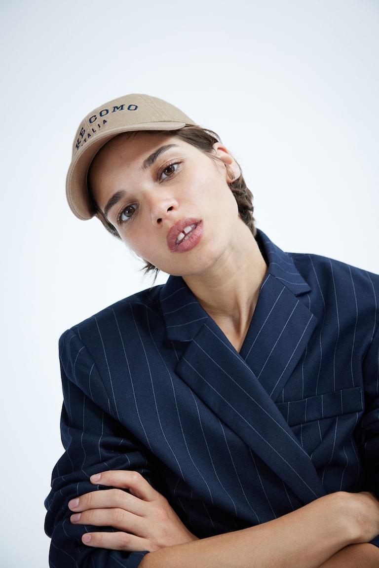 H&M Gorra de sarga con motivo bordado - Rojo/París - MUJER Descuentos del mes