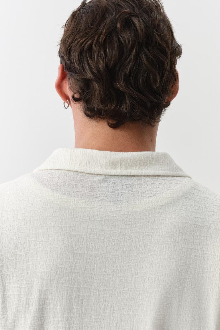 H&M Camisa resort de punto Regular Fit - Crema - HOMBRE Devoluciones gratuitas