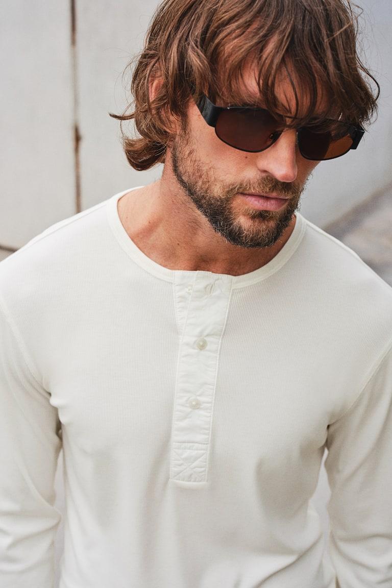 H&M Camiseta en punto de canalé Slim Fit - Negro - HOMBRE Promoción por tiempo limitado