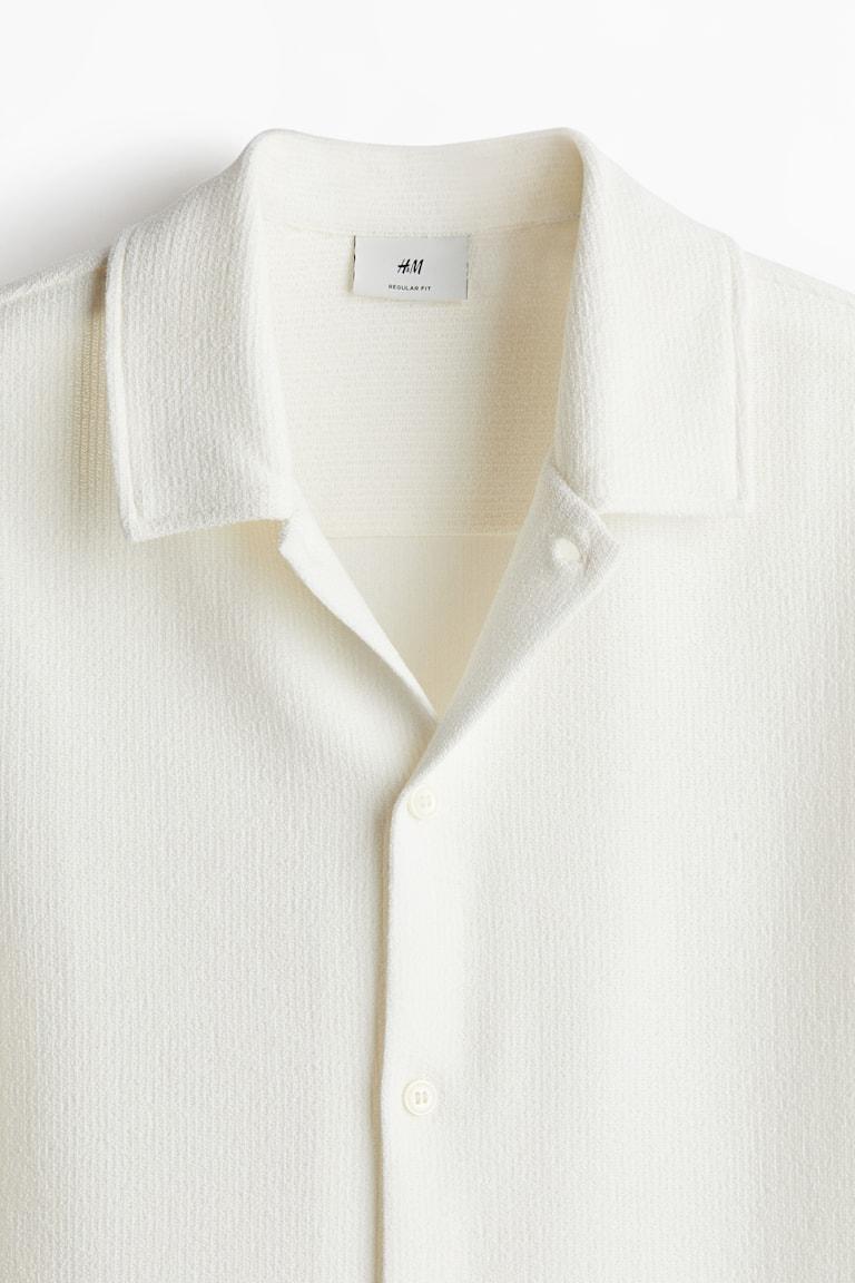 H&M Camisa de punto de manga corta Regular Fit - Crema - HOMBRE Envío internacional gratuito
